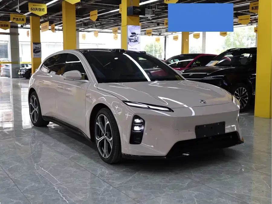 NIO ET5T