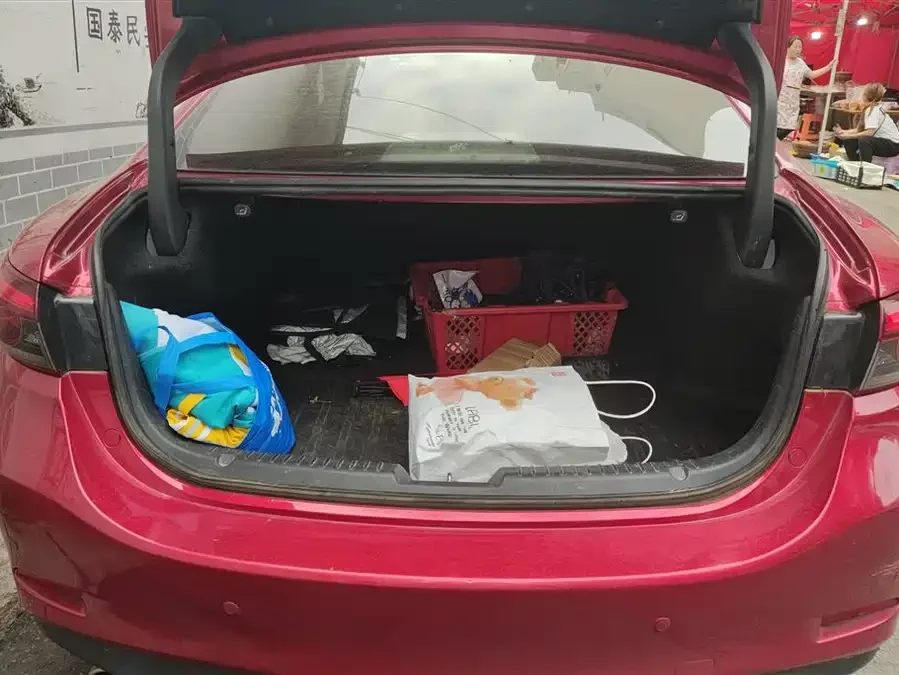 Mazda Atenza