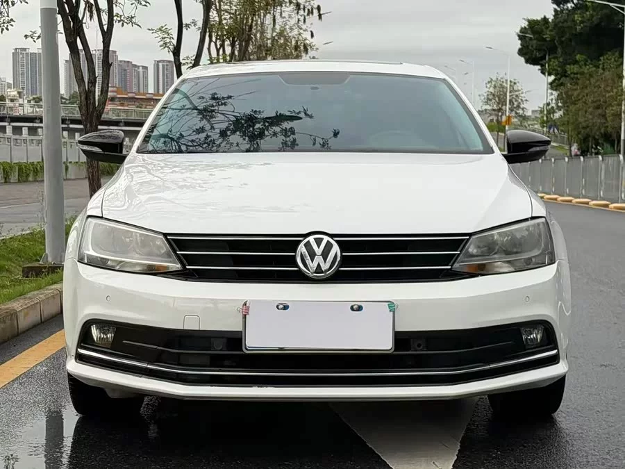Volkswagen Sagitar