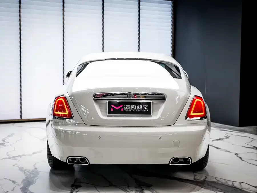 Rolls-Royce Phantom