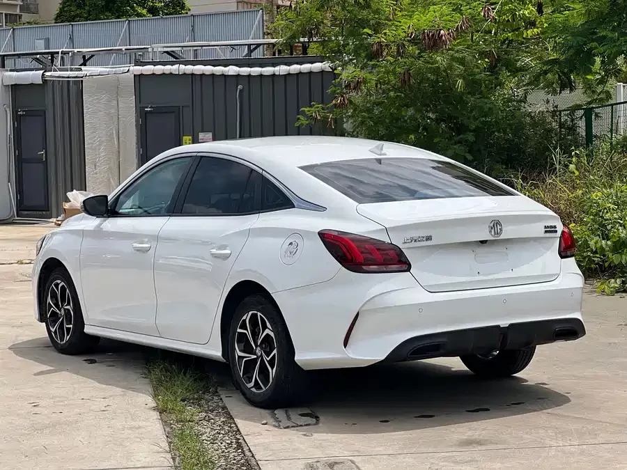 MG 5
