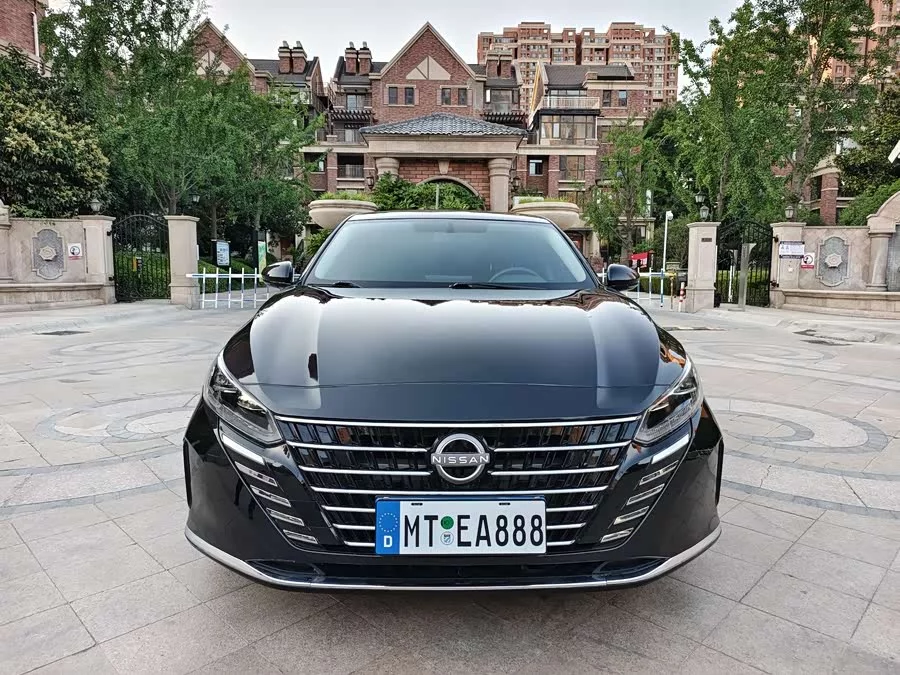 Nissan Teana