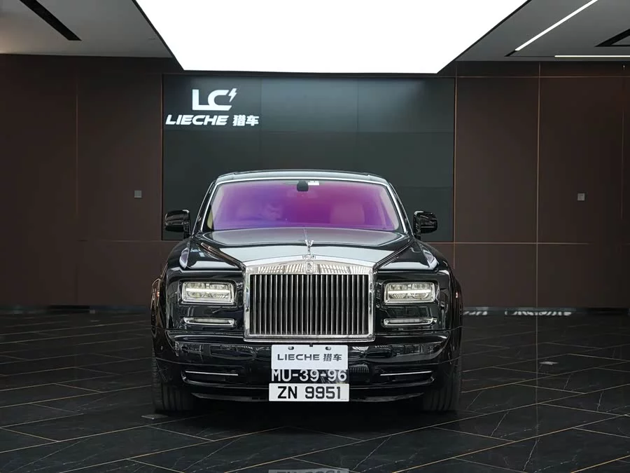 Rolls-Royce Phantom