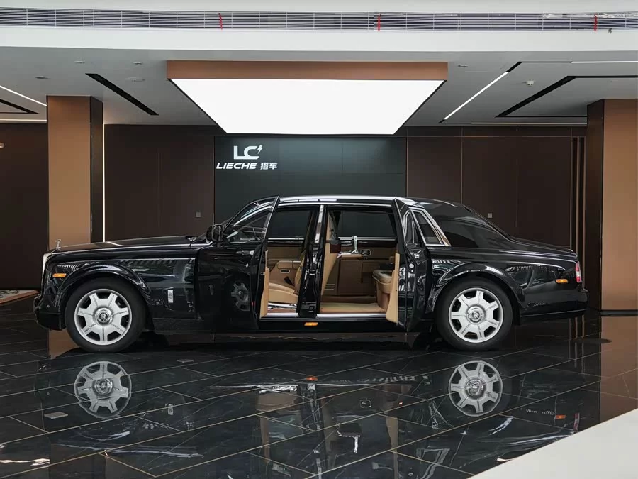 Rolls-Royce Phantom