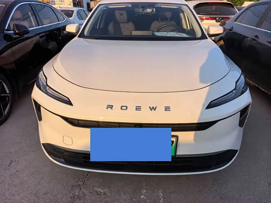 Roewe D6