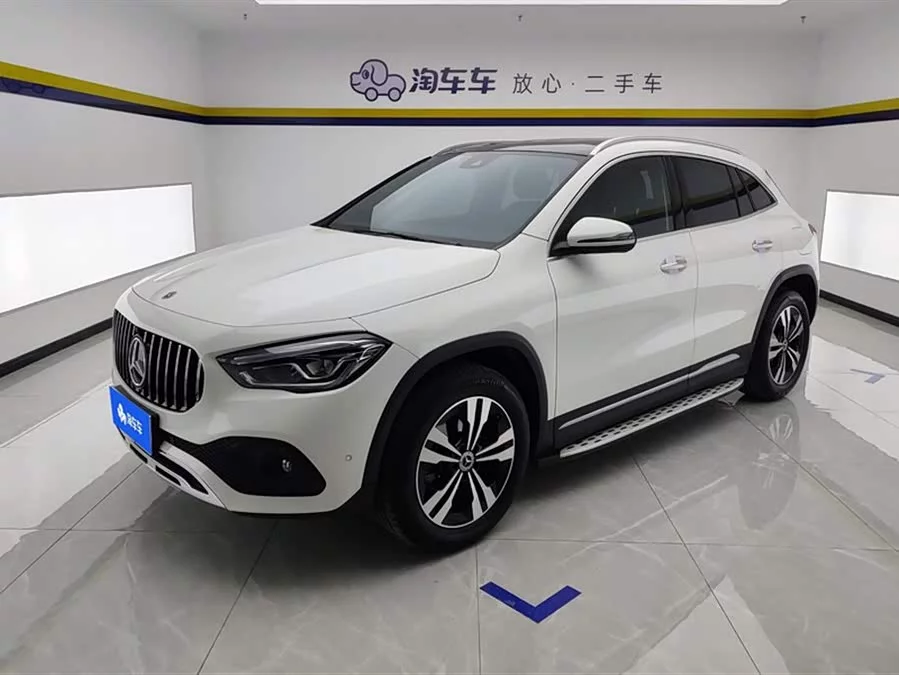 Mercedes Benz GLA