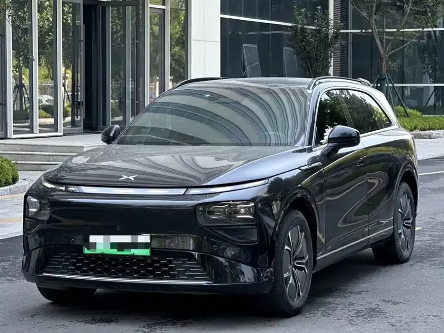 Xpeng G9