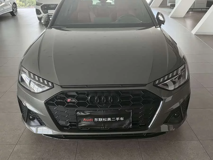 Audi S4