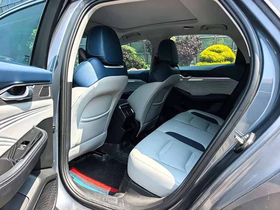 Geely Xingrui