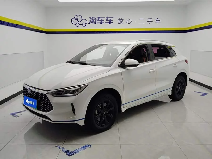 BYD e2
