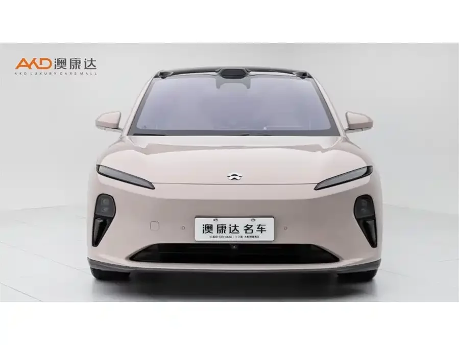 NIO ET5