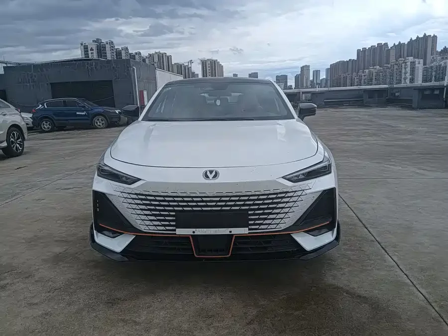 Changan UNI-V