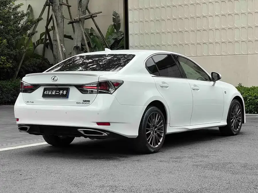 Lexus GS