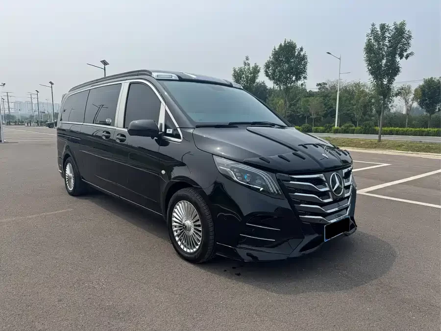 Mercedes Benz Vito