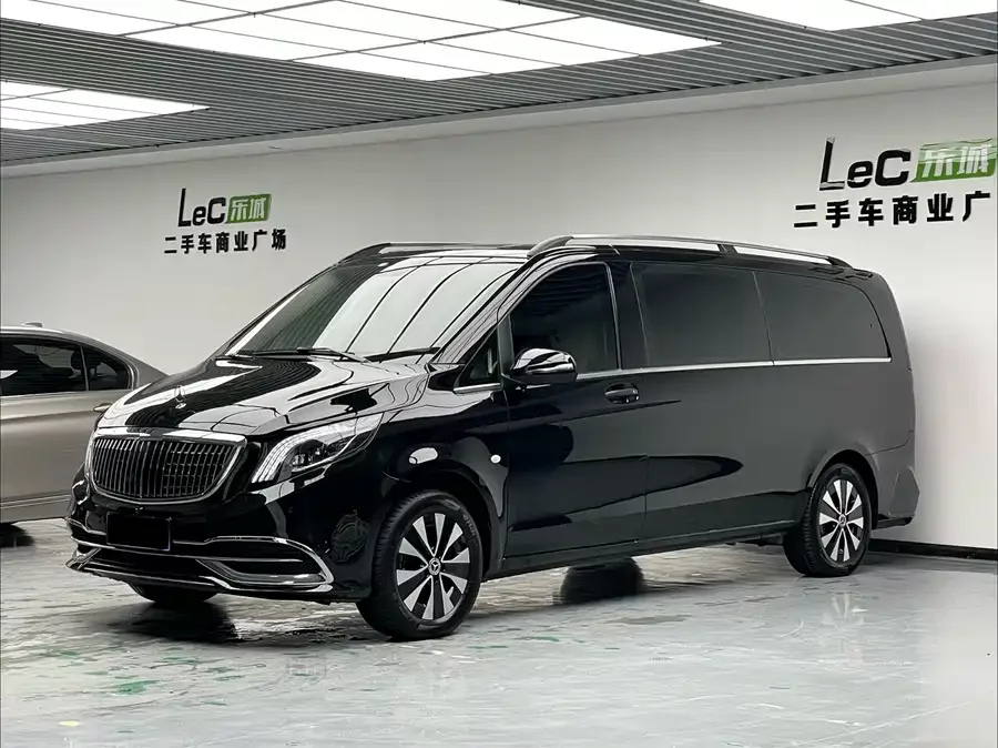 Mercedes Benz Vito