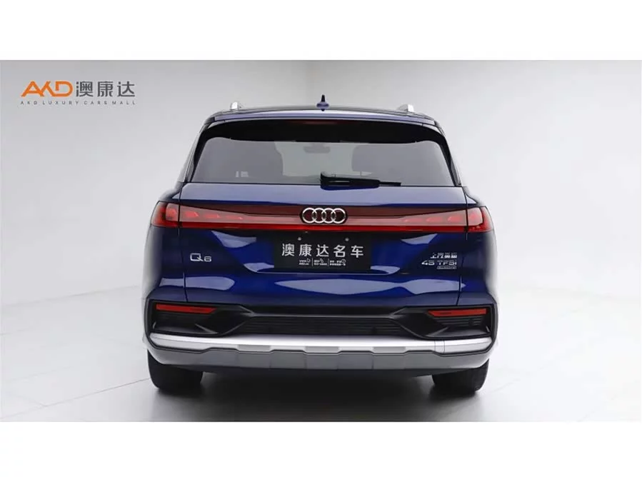 Audi Q6
