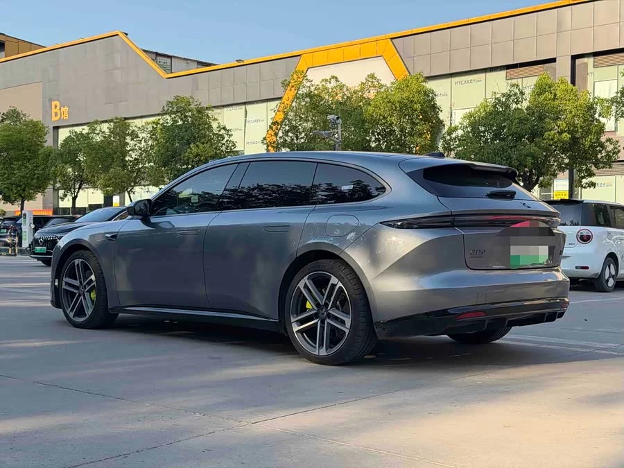 NIO ET5T
