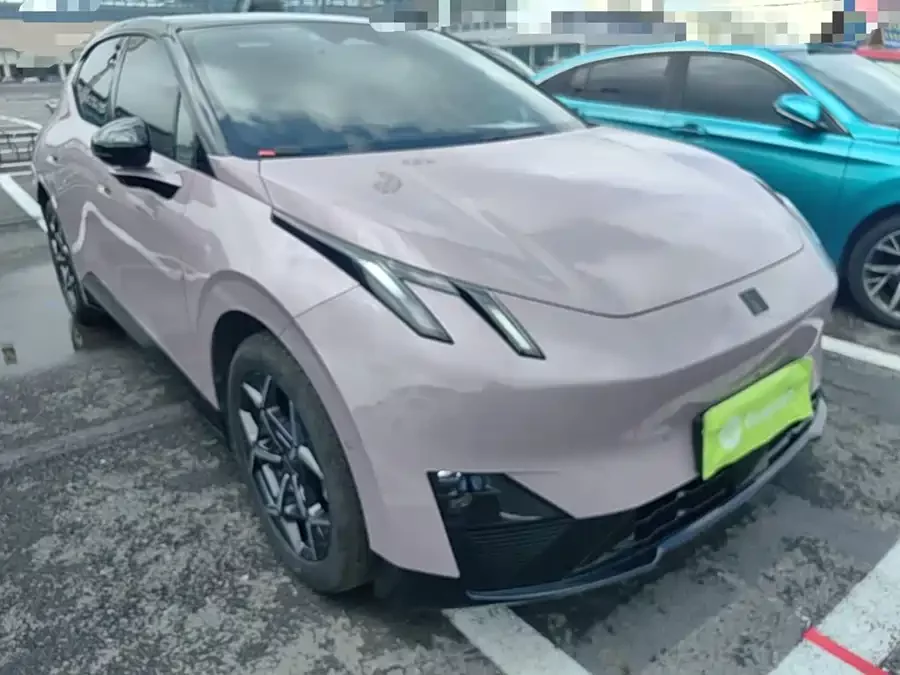 Lynk & Co Z20