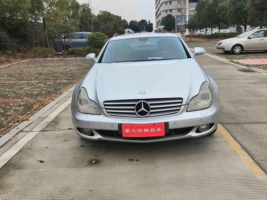 Mercedes Benz CLS