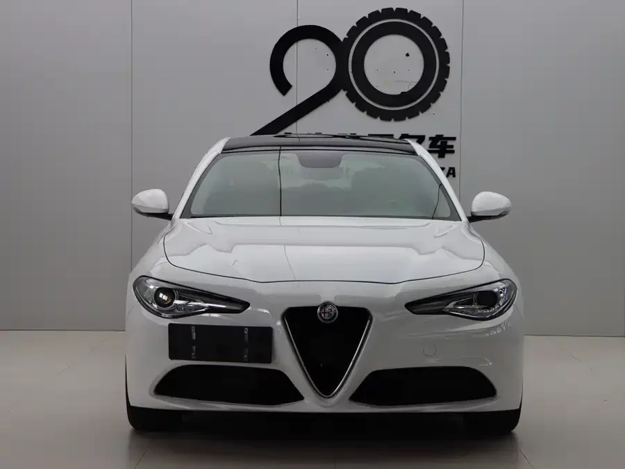 Alfa Romeo Giulia