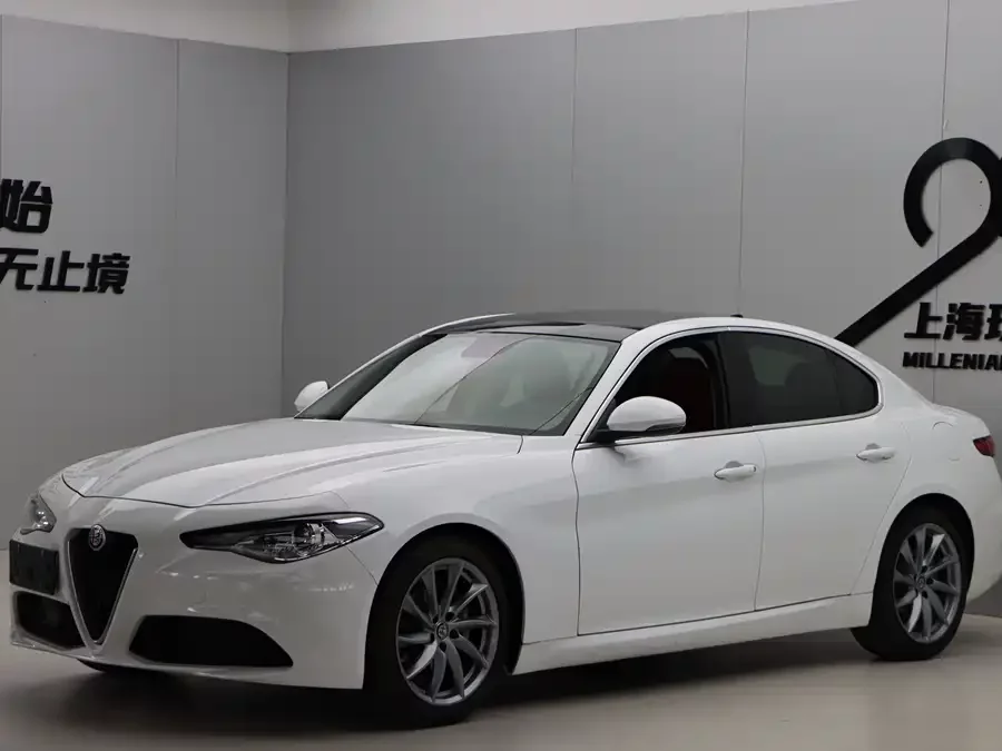 Alfa Romeo Giulia