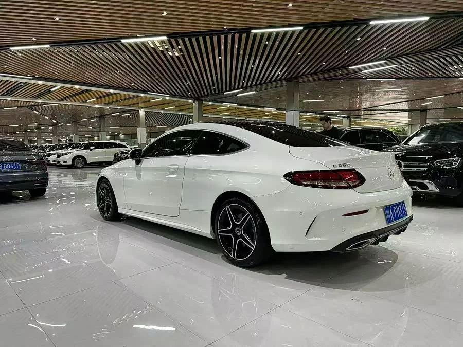Mercedes-Benz C-Class