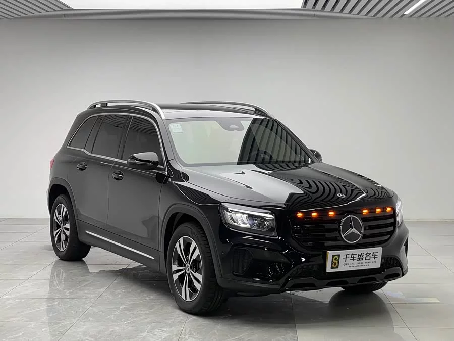 Mercedes Benz GLB