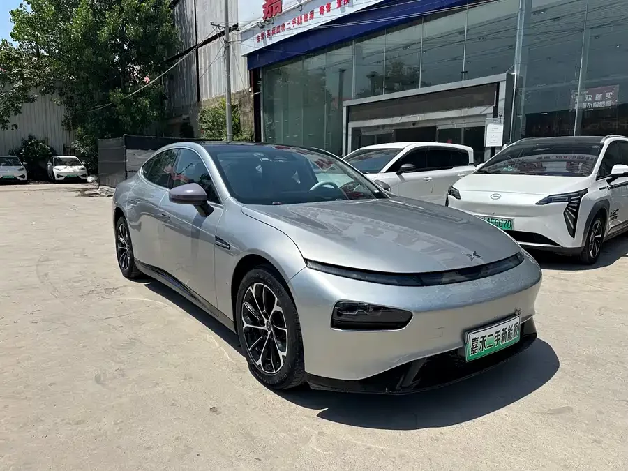 Xpeng P7