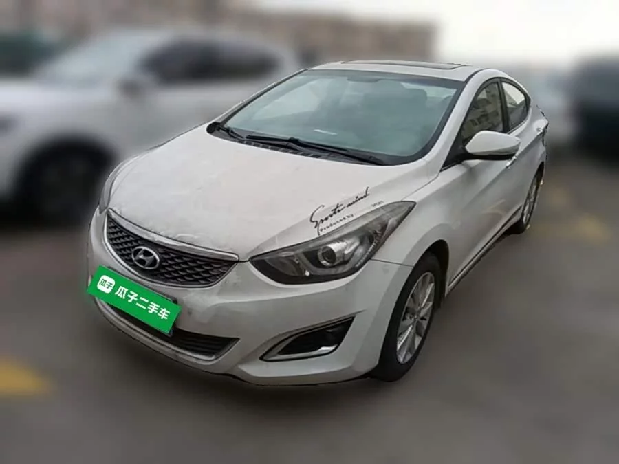 Hyundai Elantra