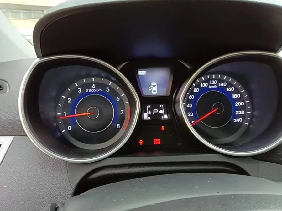 Hyundai Elantra