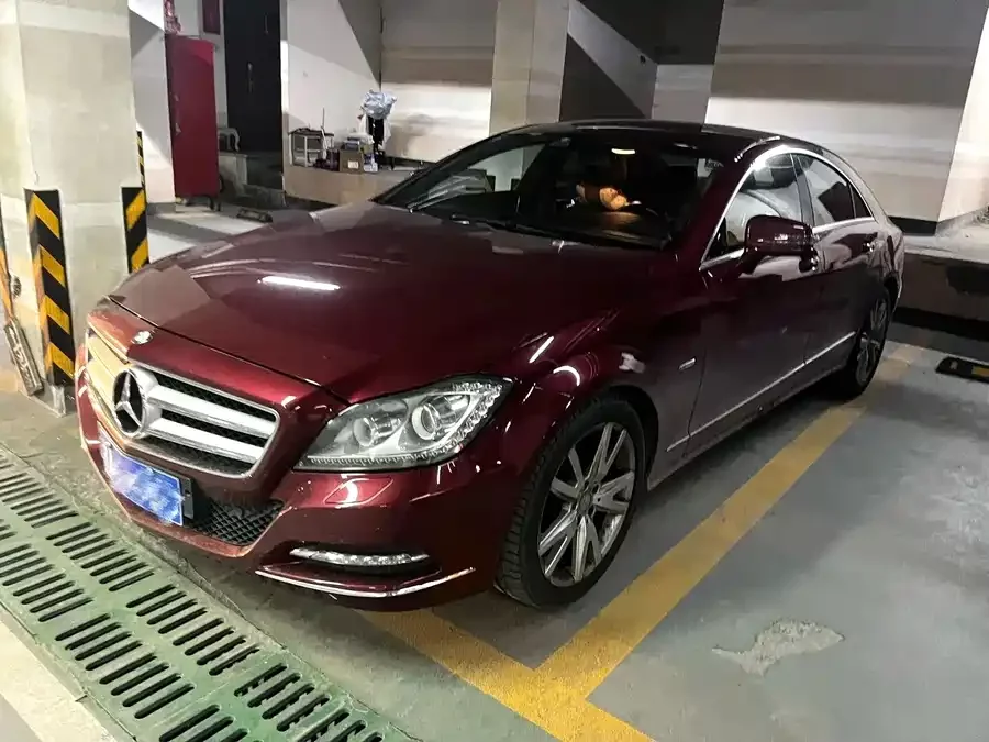 Mercedes Benz CLS