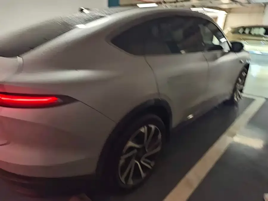 NIO EC6