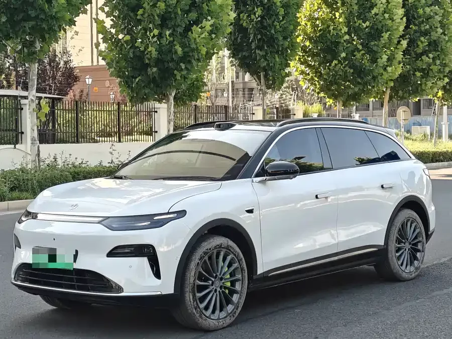 Leapmotor C11