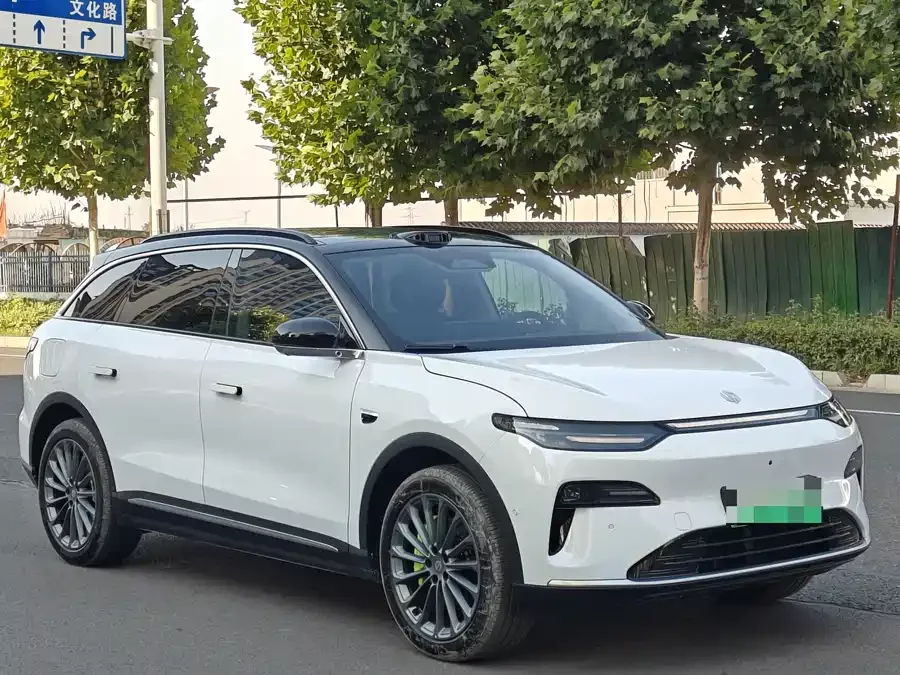 Leapmotor C11