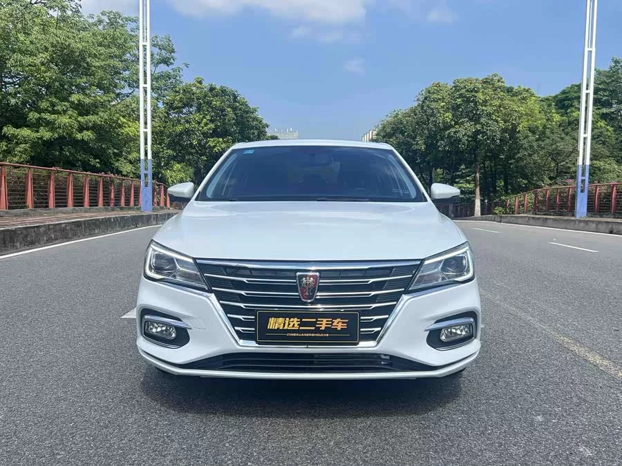 Roewe i5