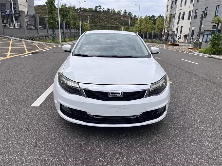 Qoros 3