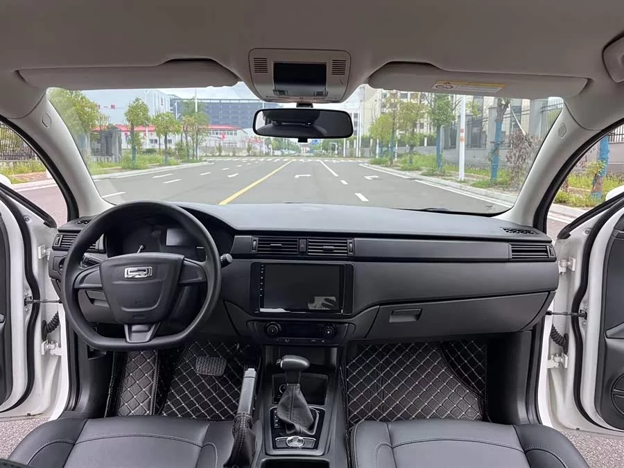 Qoros 3