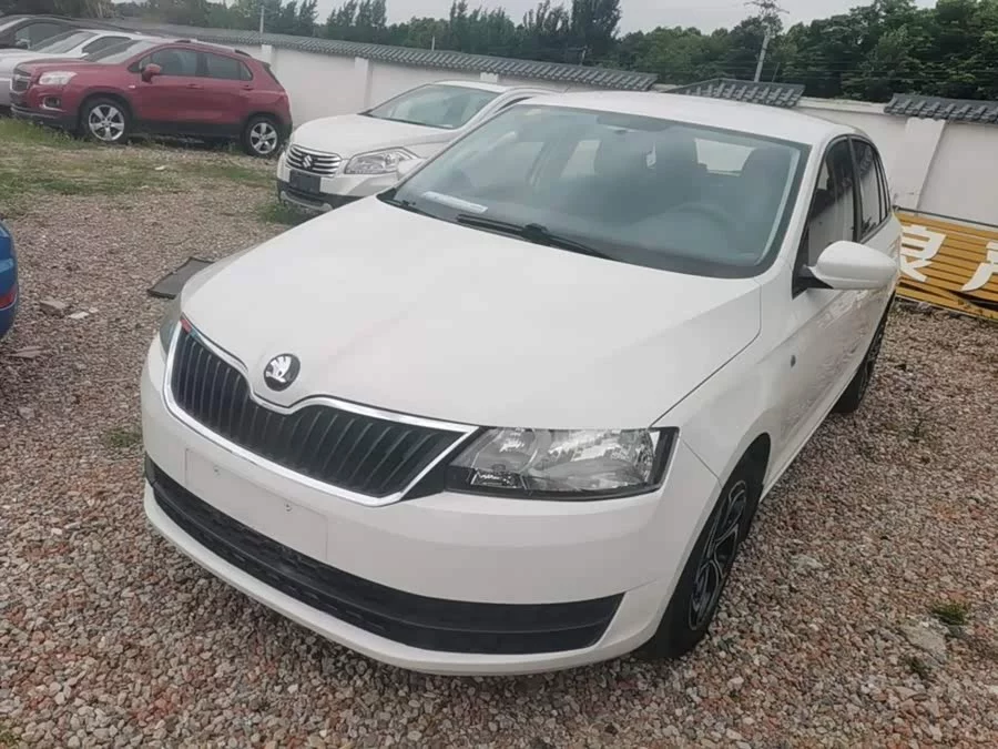 Skoda Rapid