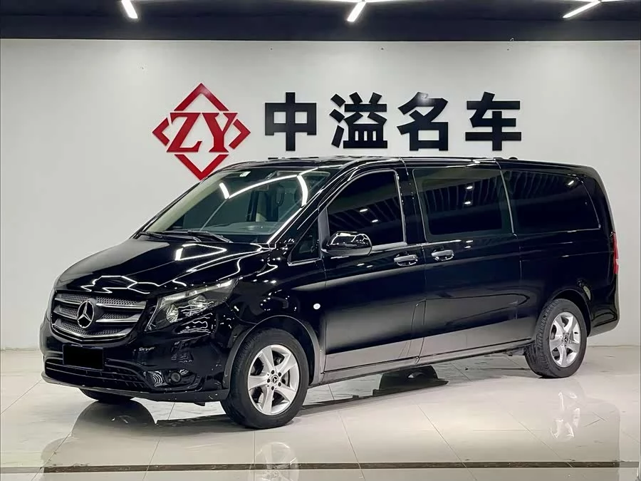 Mercedes Benz Vito
