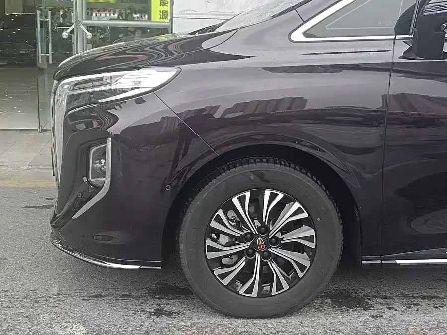 Hongqi HQ9 PHEV