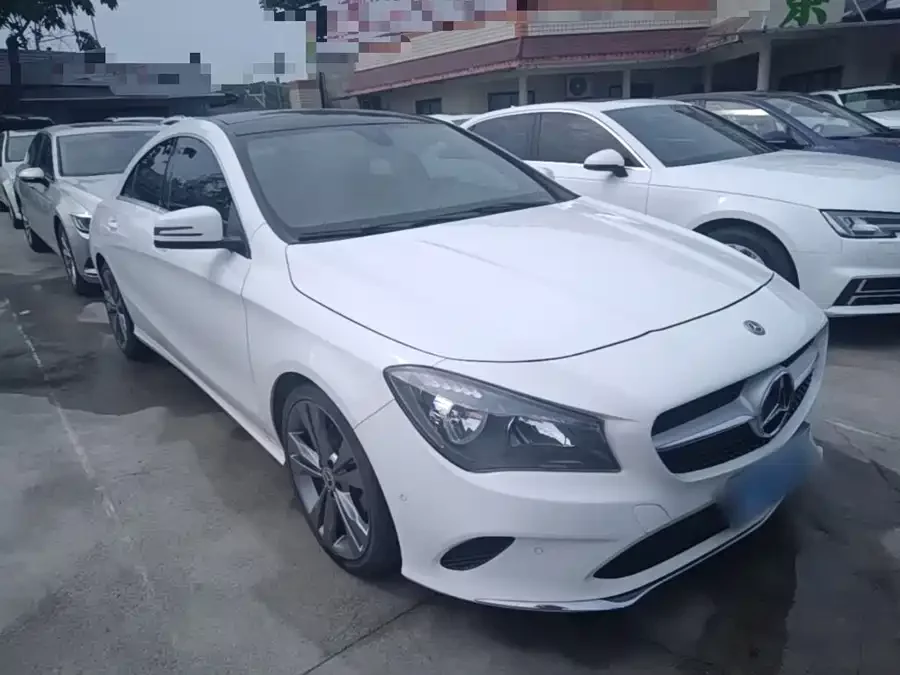 Mercedes-Benz CLA