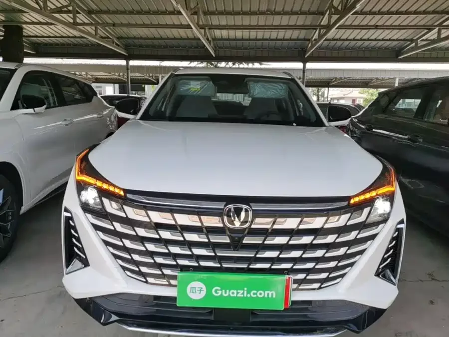 Changan UNI-Z PHEV
