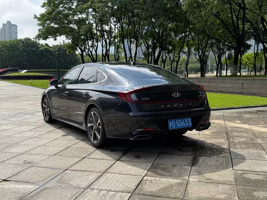 Hyundai Sonata