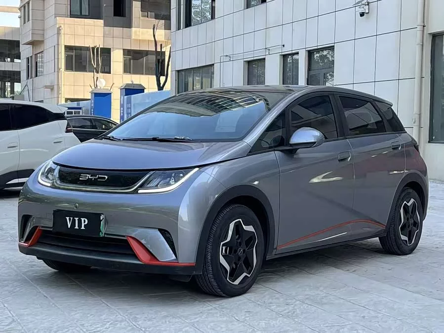 BYD Dolphin