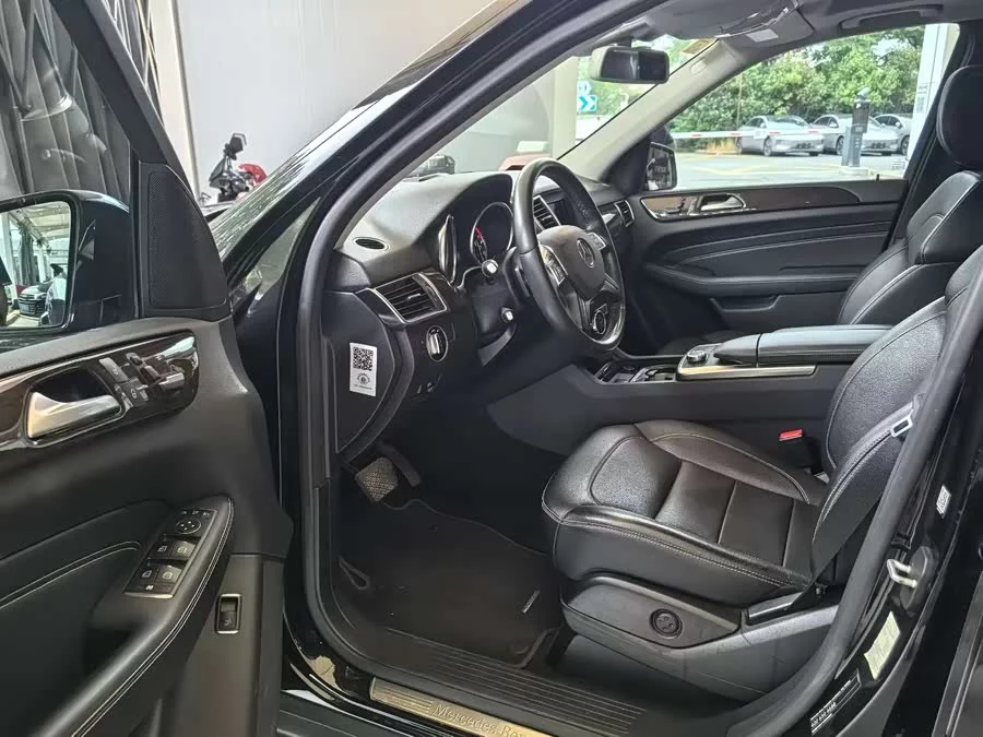 Mercedes Benz M-Class