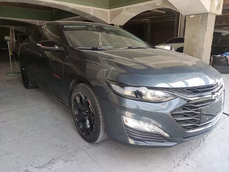 Chevrolet Malibu XL