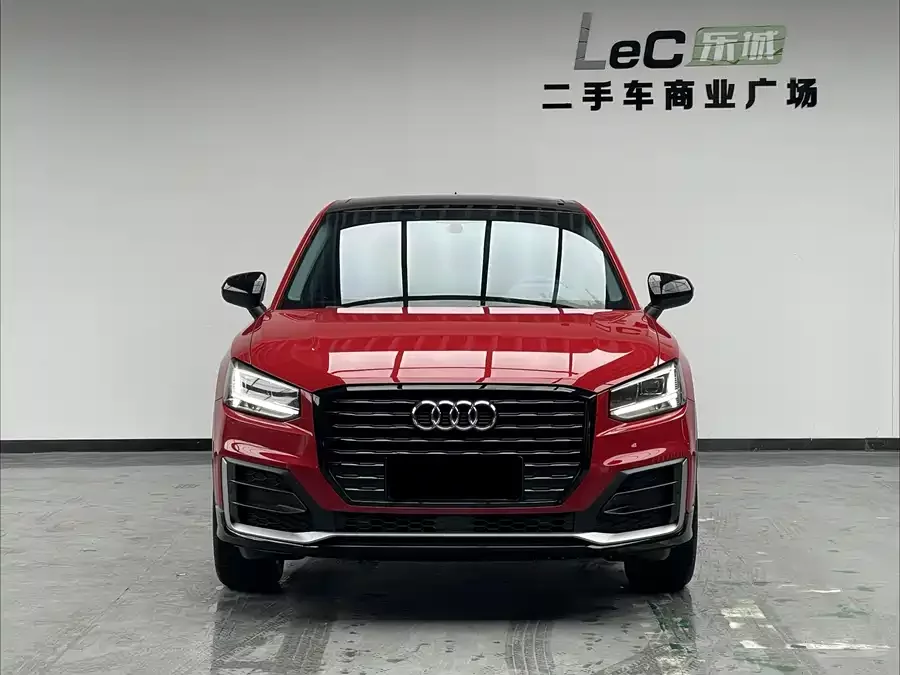 Audi Q2L