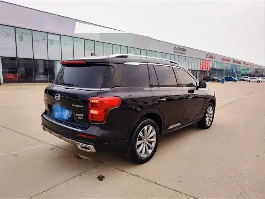 GAC Trumpchi GS8