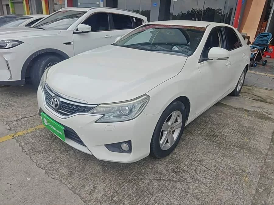 Toyota Reiz
