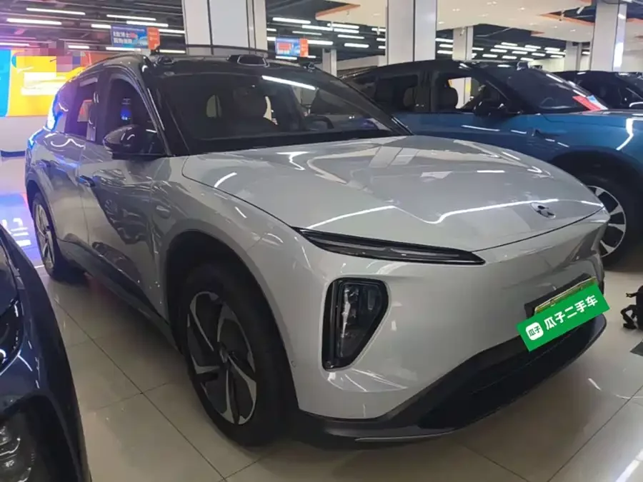 NIO ES6